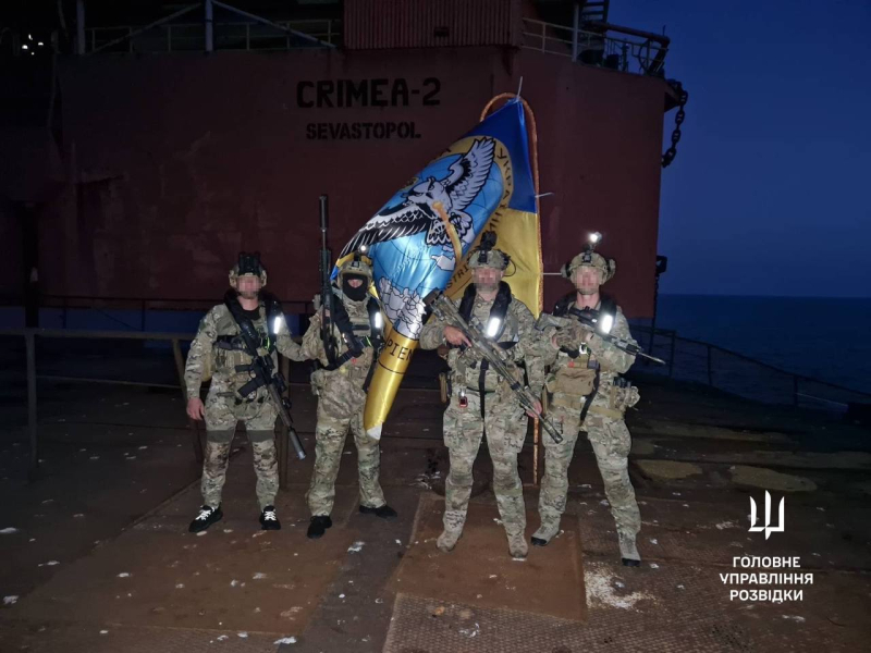 GUR showed footage of a special operation on the “Boiko towers” in the Black Sea