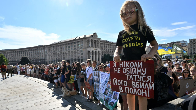 Free Azov: в годовщину Еленовской трагедии в украинских городах прошли акции