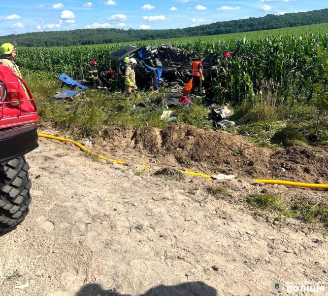 На Ровенщине фура столкнулась с микроавтобусом: 14 погибших, среди них – ребенок