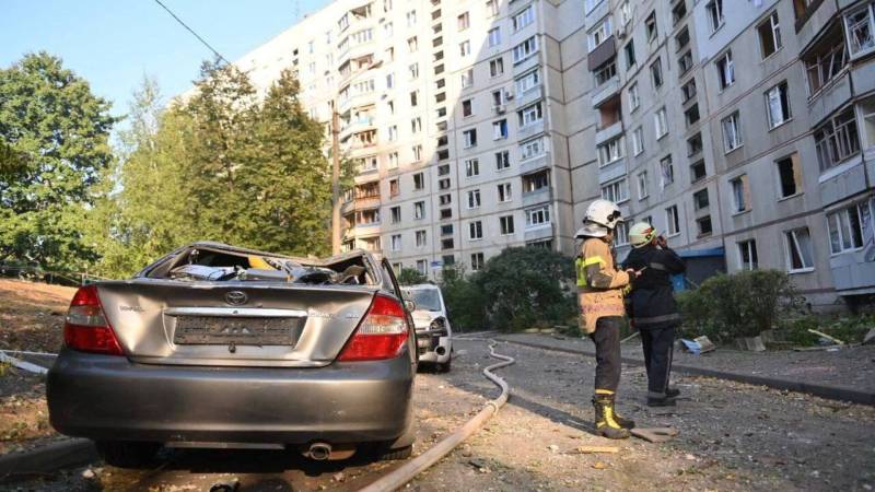 Взрывы в Харькове 15 сентября: в многоэтажке погибла женщина, ранены дети