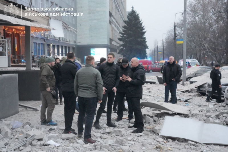 Взрывы в Запорожье: четверо погибших, есть раненые, разрушена клиника