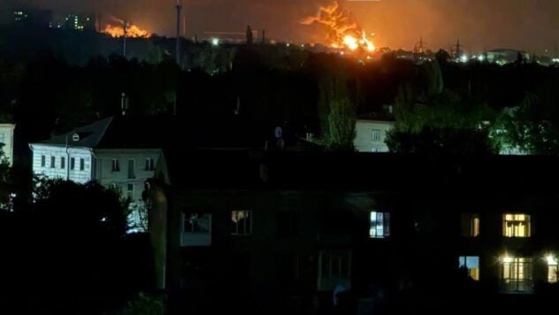 Explosions in Lugansk: Fires Rage in Occupied City