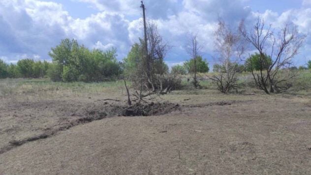 Bomb hits power line in Tsupovka, Kharkiv region: village without power